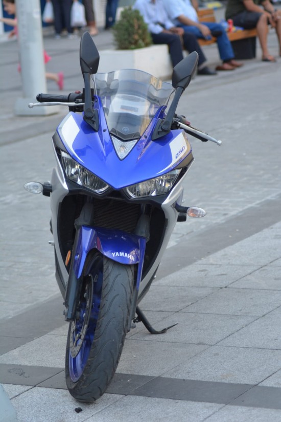 İstanbul zeytinburnu Gökalp’te 34RF0469 plakalı mavi R25 motosikletim çalındı