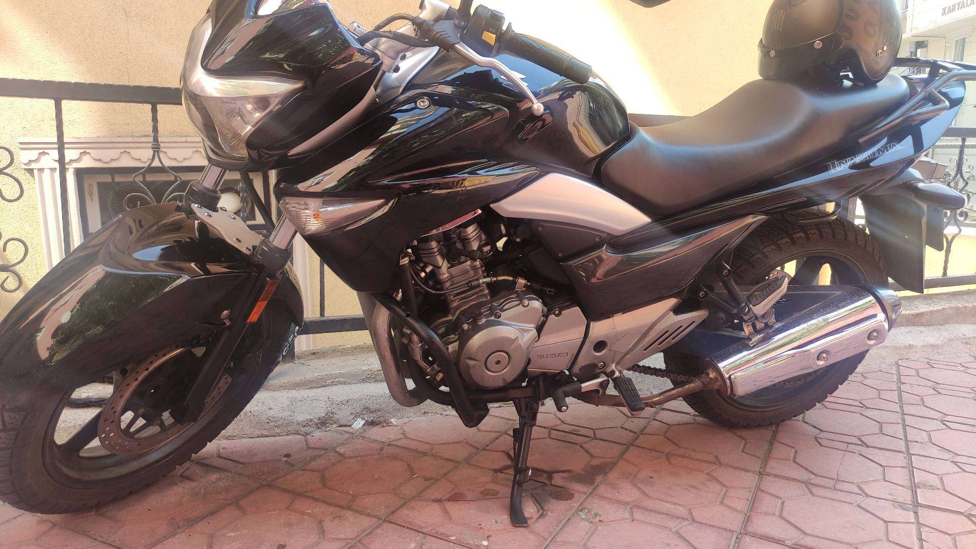 Çalıntı Suzuki Inazuma GW250